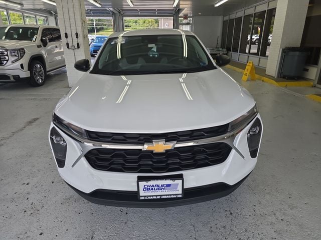 Pre-Owned 2025 Chevrolet Trax LS - photo - 7