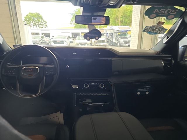 Pre-Owned 2024 GMC Sierra 1500 AT4 - photo - 10