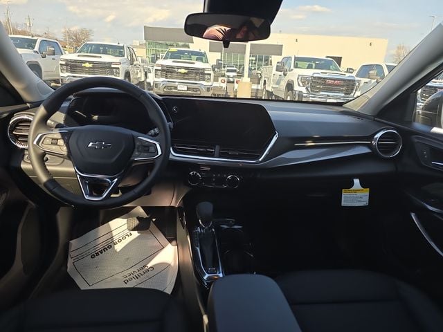 New 2026 Chevrolet Trax ACTIV - photo - 11