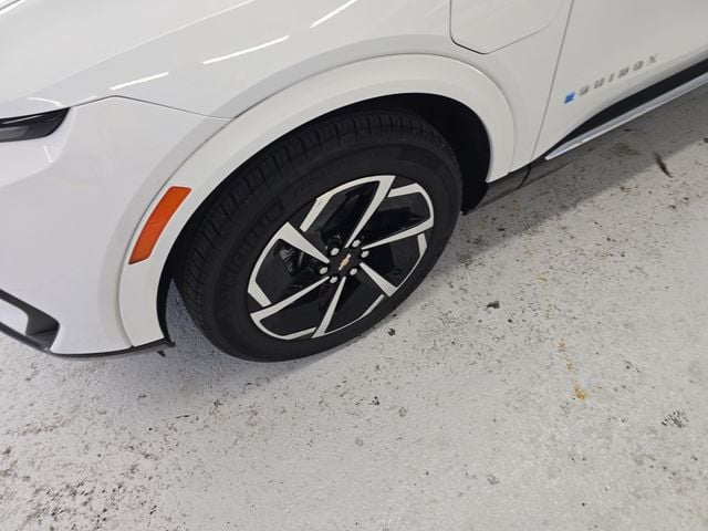 Pre-Owned 2025 Chevrolet Equinox EV LT - photo - 8