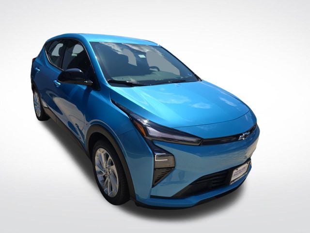 New 2027 Chevrolet Bolt EV LT - photo - 6