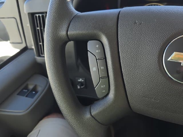 New 2026 Chevrolet Express 3500 Work Van - photo - 15