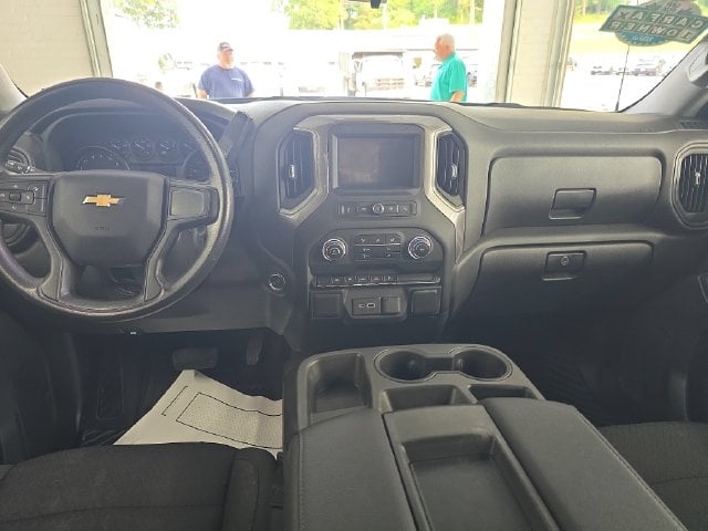Pre-Owned 2023 Chevrolet Silverado 1500 Custom - photo - 10