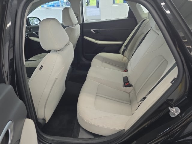 Pre-Owned 2025 Hyundai Sonata SEL - photo - 9
