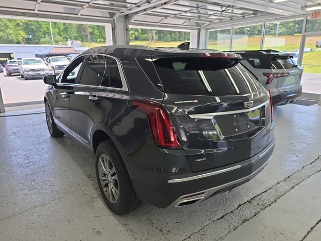 Pre-Owned 2023 Cadillac XT5 Premium Luxury - photo - 2