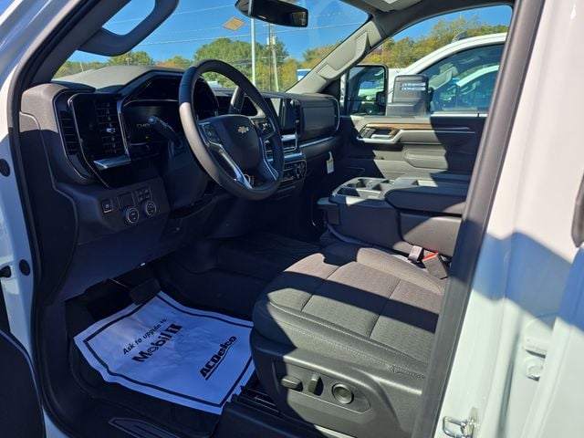 New 2026 Chevrolet Silverado 3500HD LT - photo - 10