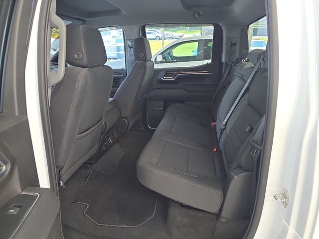 Pre-Owned 2023 Chevrolet Silverado 1500 LT - photo - 9