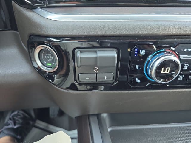 New 2026 GMC Sierra 2500HD SLT - photo - 17