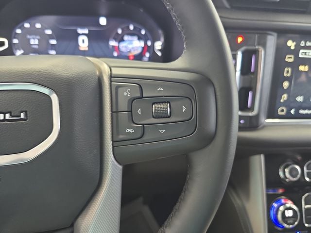 Pre-Owned 2023 GMC Yukon Denali - photo - 19