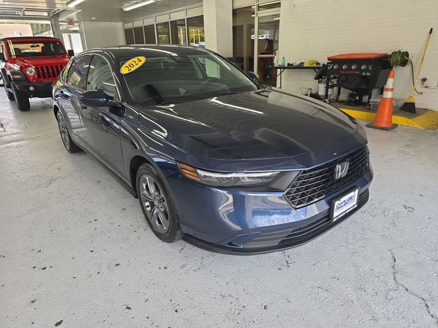 Pre-Owned 2024 Honda Accord EX - photo - 6