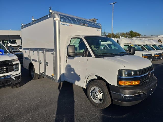 New 2026 Chevrolet Express 3500 Work Van - photo - 6