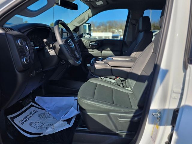 New 2026 GMC Sierra 3500HD Pro - photo - 12