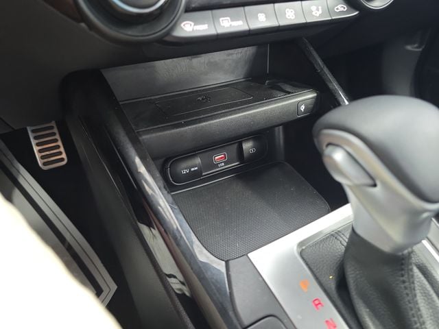 Pre-Owned 2024 Kia Forte GT-Line - photo - 21