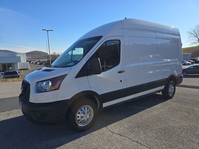 Pre-Owned 2024 Ford Transit-250 Base - photo - 1