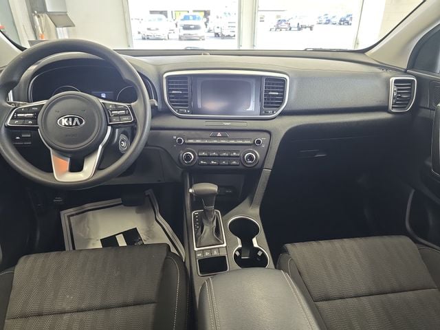 Pre-Owned 2020 Kia Sportage LX - photo - 10