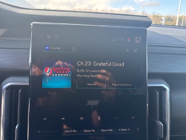 Pre-Owned 2025 GMC Acadia Elevation - photo - 16