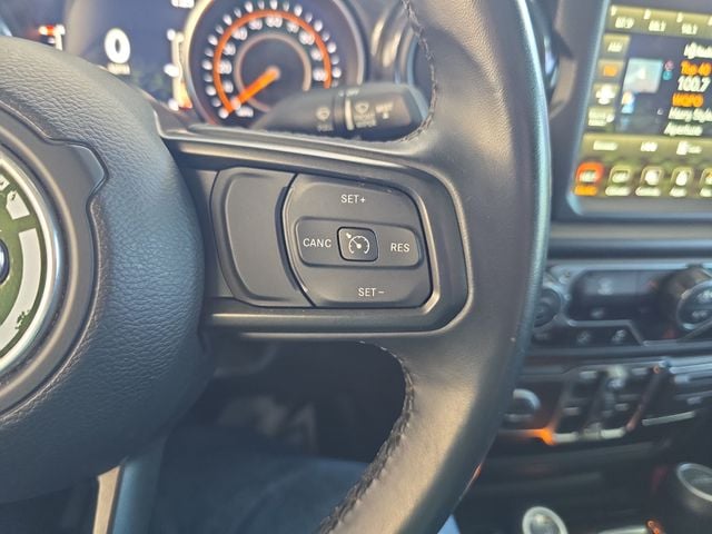 Pre-Owned 2022 Jeep Gladiator Sport - photo - 17