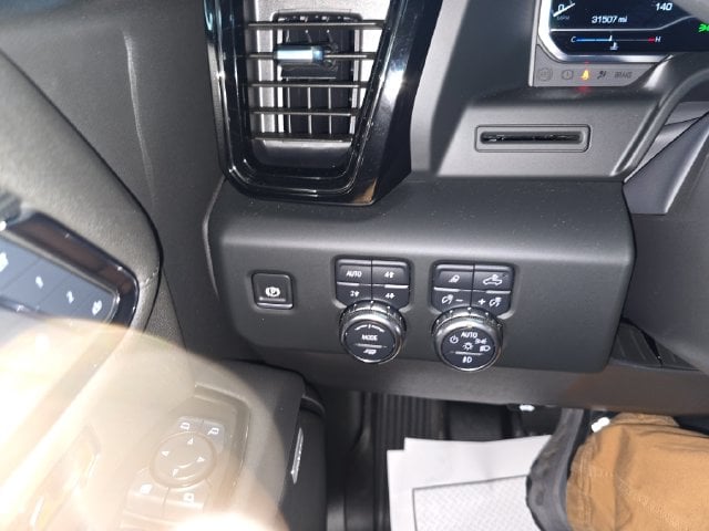 Pre-Owned 2024 GMC Sierra 1500 AT4 - photo - 19