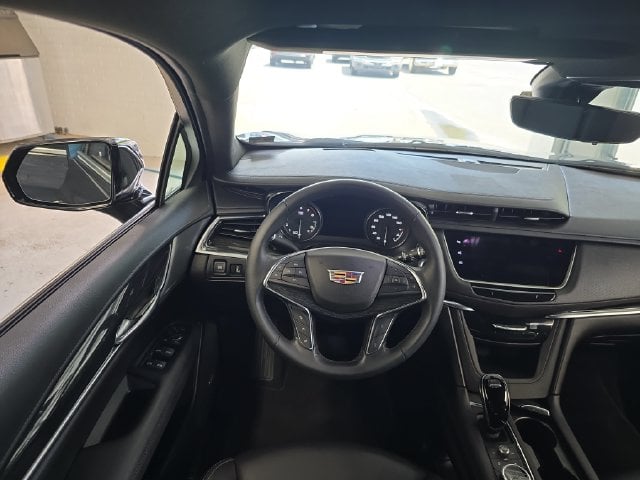 Pre-Owned 2023 Cadillac XT5 Premium Luxury - photo - 11