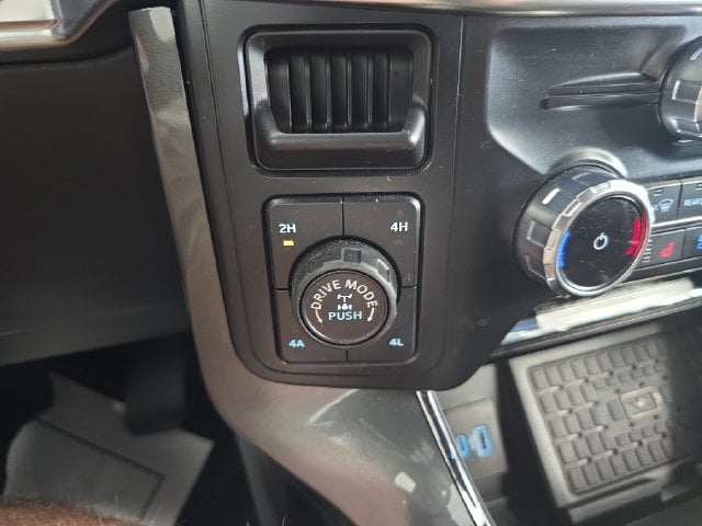 Pre-Owned 2023 Ford F-150 Lariat - photo - 22