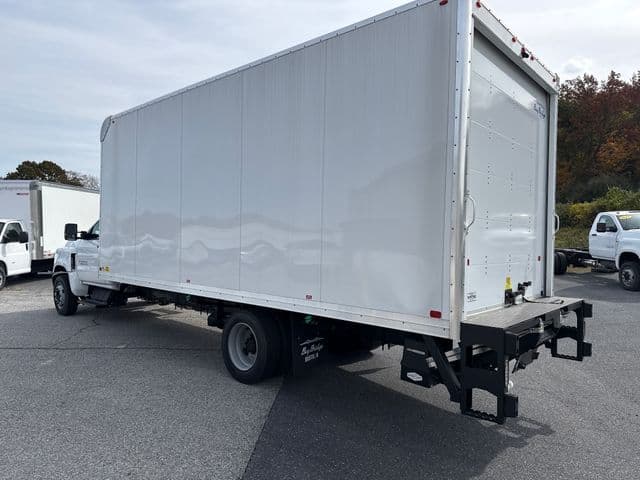 New 2024 Chevrolet Silverado 5500HD Work Truck - photo - 2