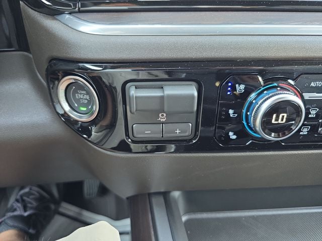 New 2026 GMC Sierra 2500HD SLT - photo - 17