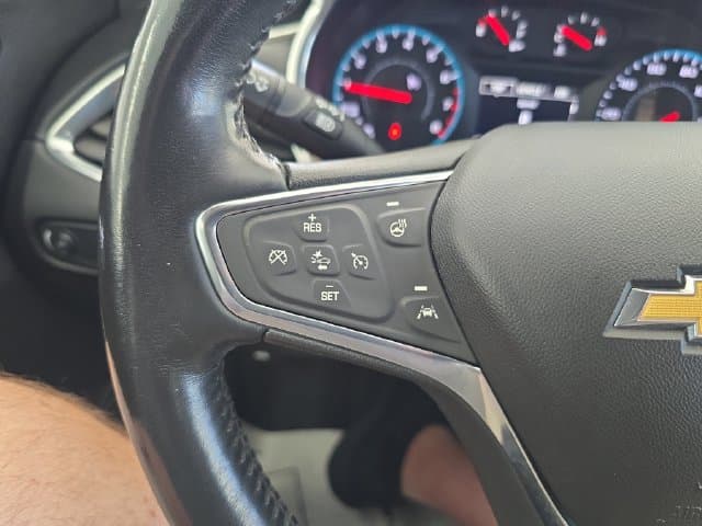 Pre-Owned 2021 Chevrolet Malibu LT - photo - 18
