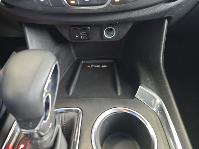 Pre-Owned 2023 Chevrolet Traverse LT Leather - photo - 23