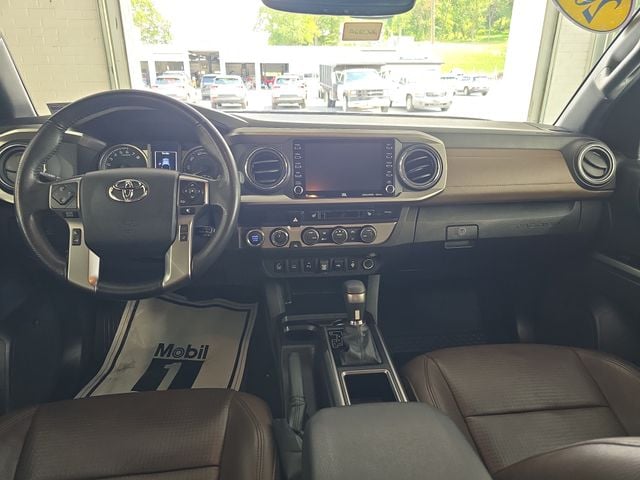 Pre-Owned 2023 Toyota Tacoma Limited - photo - 10
