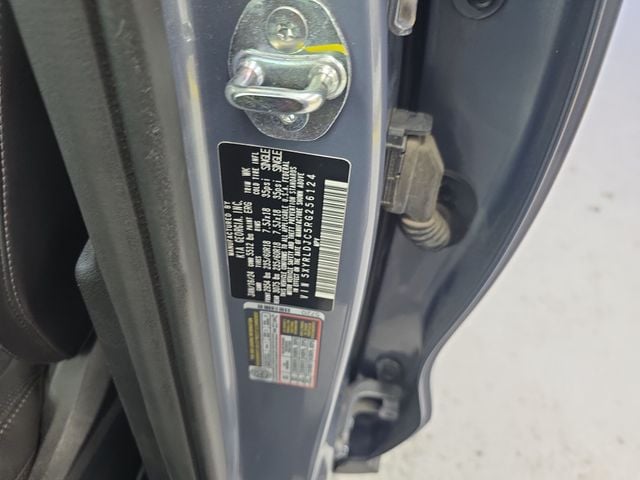 Pre-Owned 2024 Kia Sorento S - photo - 13