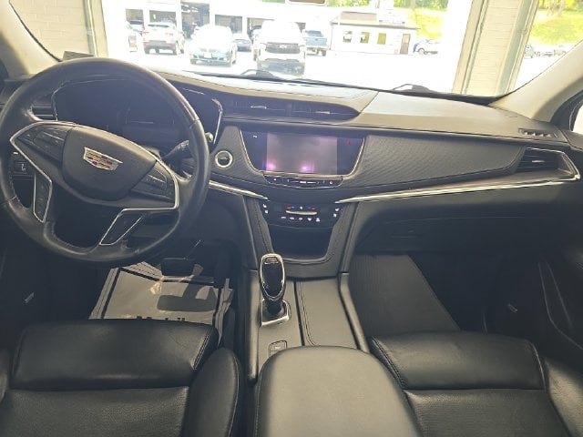 Pre-Owned 2017 Cadillac XT5 Premium Luxury - photo - 10
