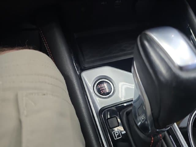 Pre-Owned 2023 Nissan Altima 2.5 SR - photo - 23