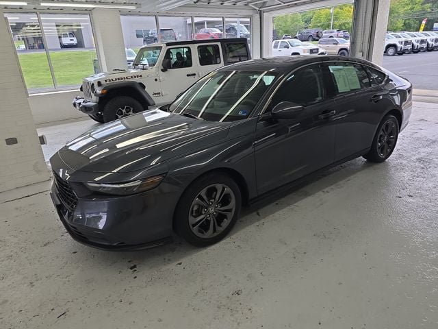 Pre-Owned 2023 Honda Accord EX - photo - 1
