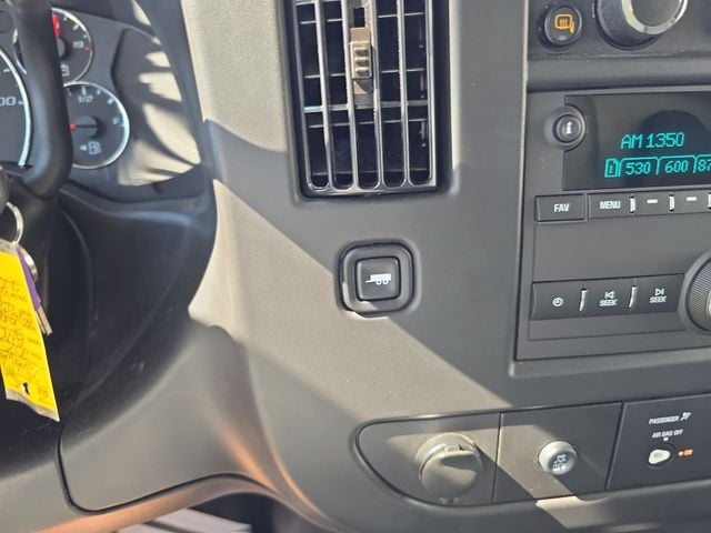New 2025 GMC Savana 3500 Work Van - photo - 14