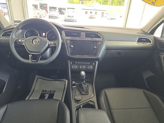 Pre-Owned 2020 Volkswagen Tiguan 2.0T SE - photo - 10