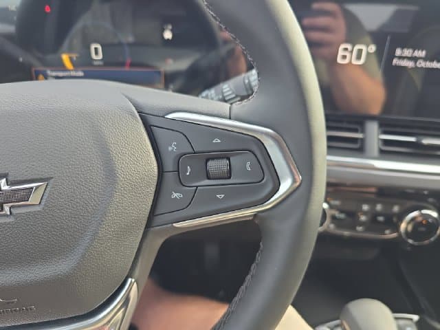 New 2026 Chevrolet Trax ACTIV - photo - 16