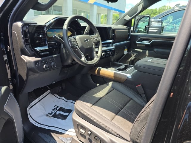 New 2026 Chevrolet Silverado 2500HD High Country - photo - 13