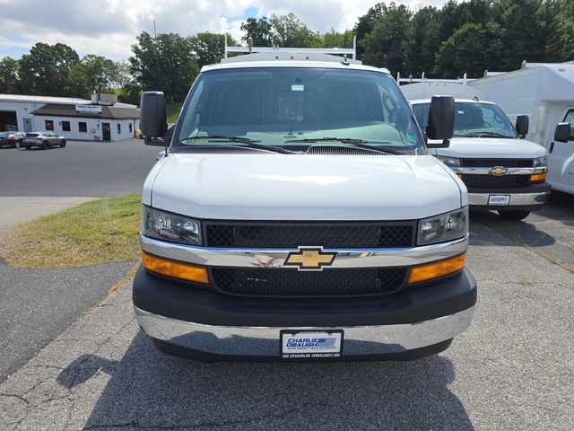 New 2025 Chevrolet Express 3500 Work Van - photo - 7