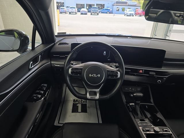 Pre-Owned 2025 Kia K5 GT - photo - 11