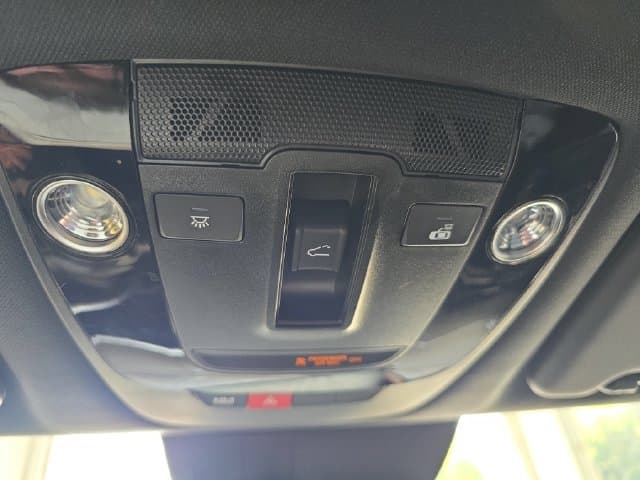 Pre-Owned 2025 Kia Sportage X-Pro - photo - 22