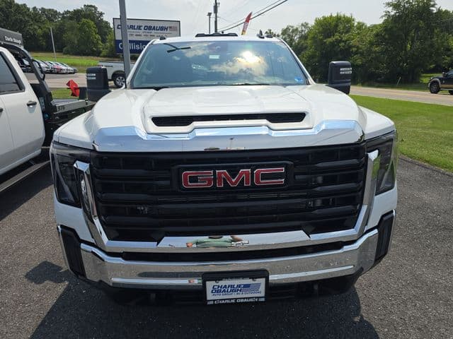 New 2026 GMC Sierra 3500HD Pro - photo - 7
