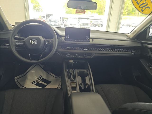 Pre-Owned 2023 Honda Accord EX - photo - 10