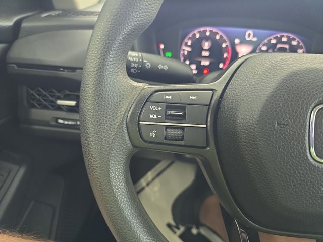 Pre-Owned 2023 Honda Accord EX - photo - 19