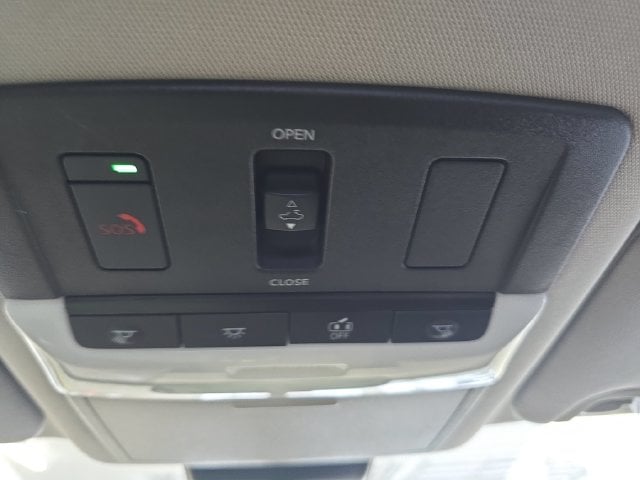 Pre-Owned 2023 Nissan Altima 2.5 SR - photo - 22
