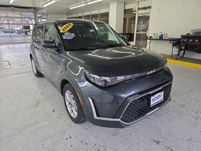 Pre-Owned 2025 Kia Soul LX - photo - 6