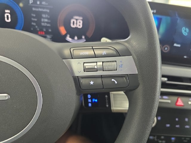 Pre-Owned 2025 Hyundai Sonata SEL - photo - 17
