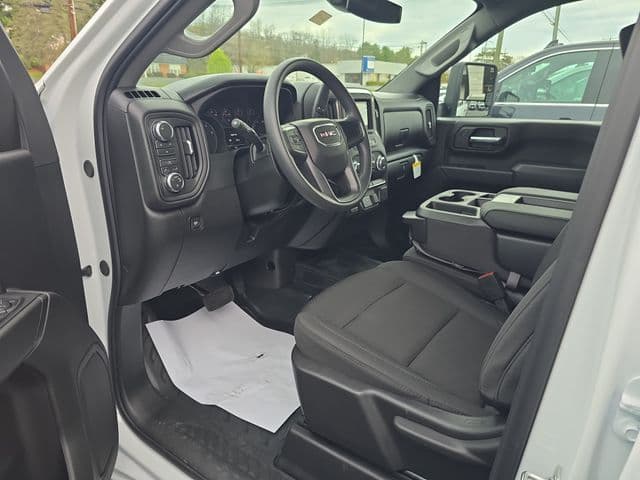 New 2026 GMC Sierra 3500HD Pro - photo - 12