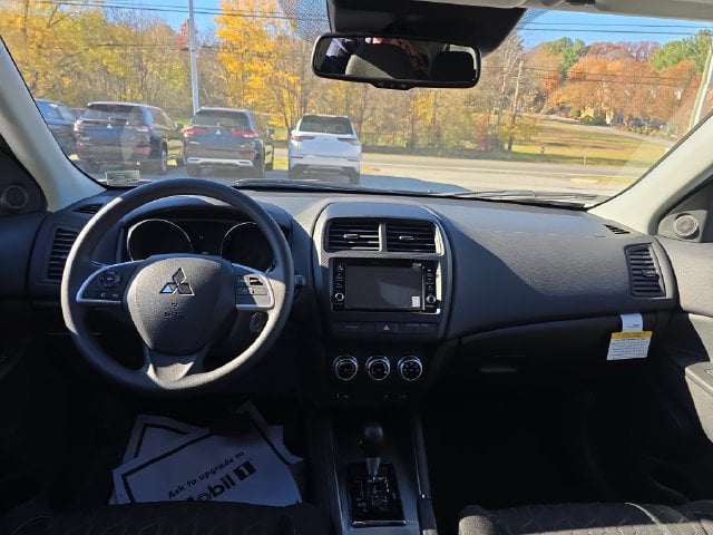 Pre-Owned 2025 Mitsubishi Outlander Sport 2.0 ES - photo - 10