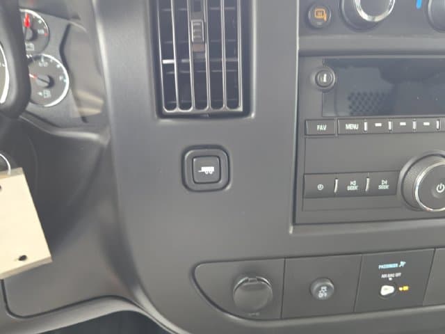 New 2026 GMC Savana 2500 Work Van - photo - 21