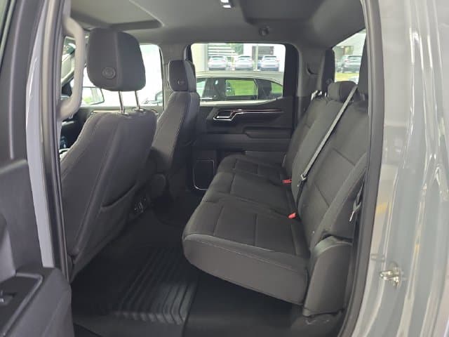 Pre-Owned 2024 Chevrolet Silverado 1500 RST - photo - 9